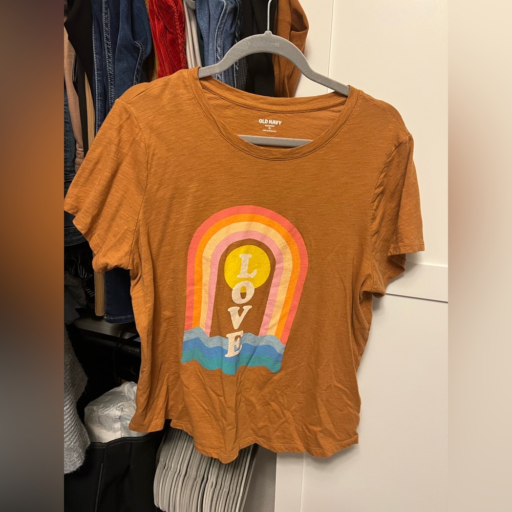 Relaxed fit Old Navy Graphic Tee - Size Extra Large